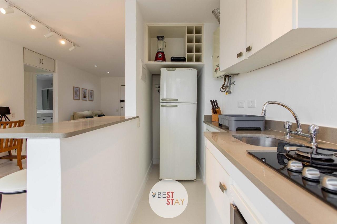 Apartamento No Coracao Do Leblon, Com Limpeza Diaria Incluida *