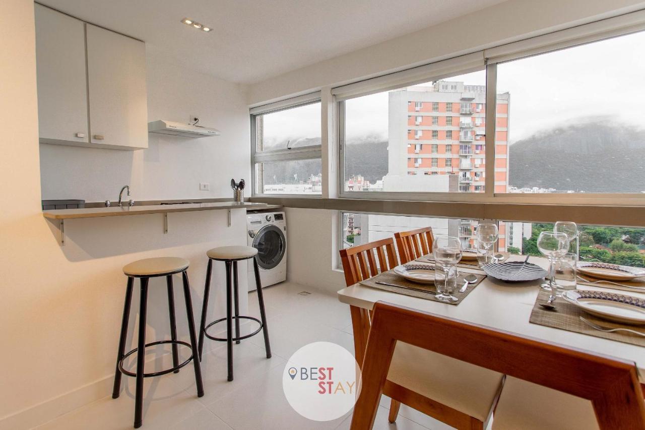 Apartamento No Coracao Do Leblon, Com Limpeza Diaria Incluida