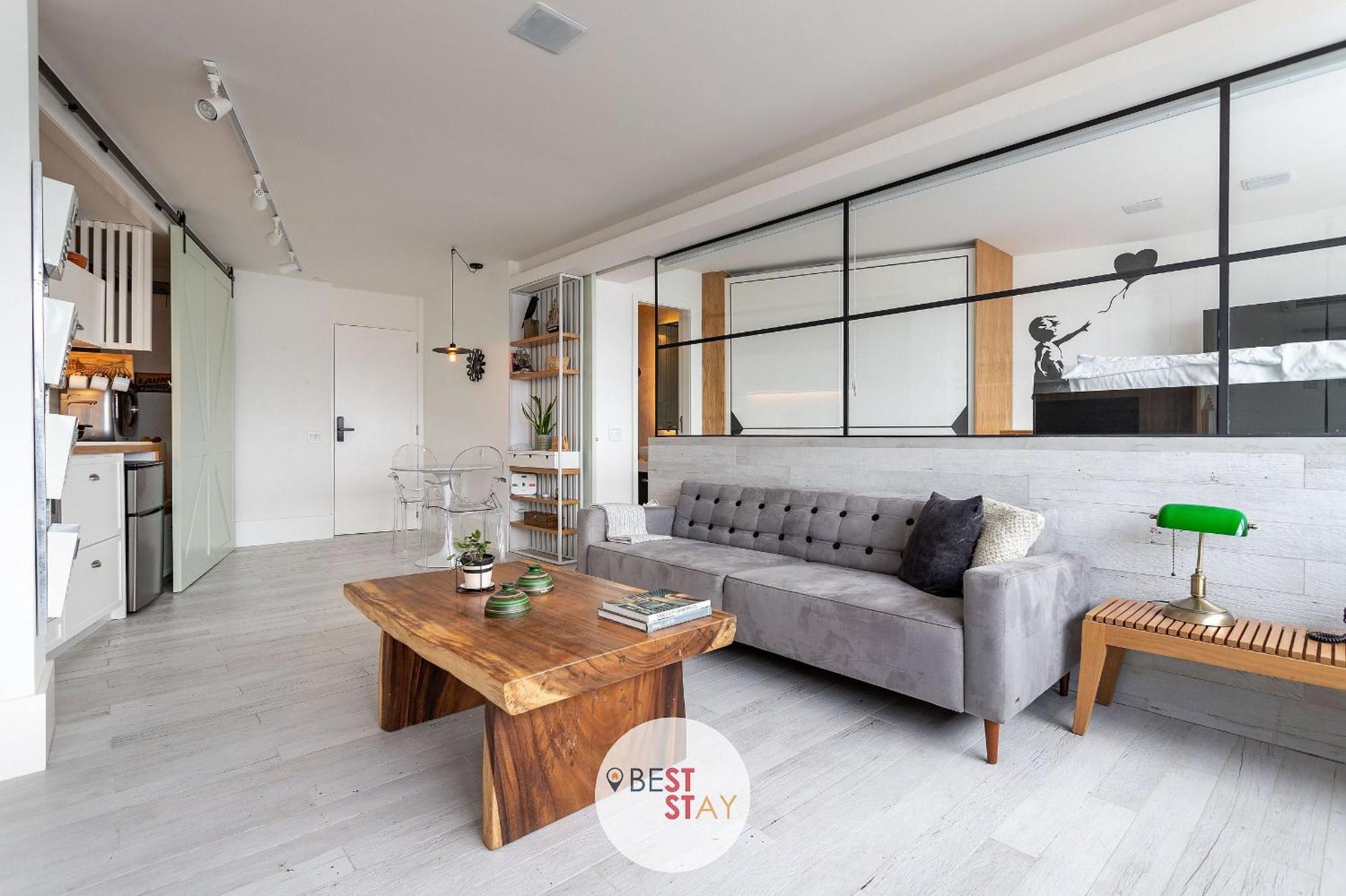 Apartamento No Coracao Do Leblon, Com Limpeza Diaria Incluida